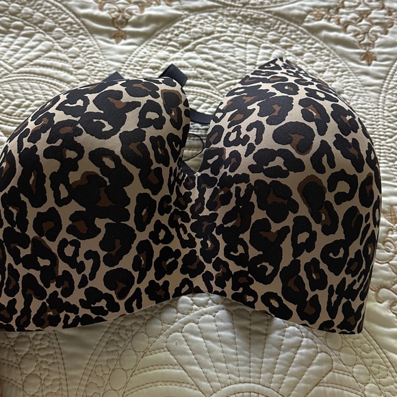 Knix Leopard Pattern Contour Bra - Picture 3 of 10